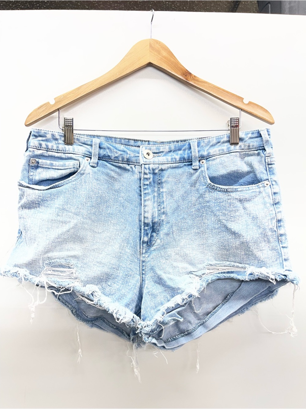 Inc Denim Light Wash Distressed Denim Shorts for Women